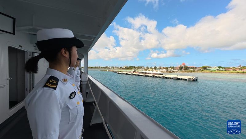 中国海军“丝路方舟”号医院船抵达汤加并开展医疗服务6.jpg 中国海军“丝路方舟”号医院船抵达汤加并开展医疗服务6.jpg