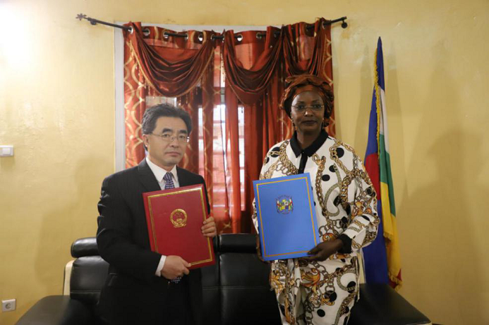 对中非共和国紧急粮食援助项目完成交接1.png 对中非共和国紧急粮食援助项目完成交接1.png