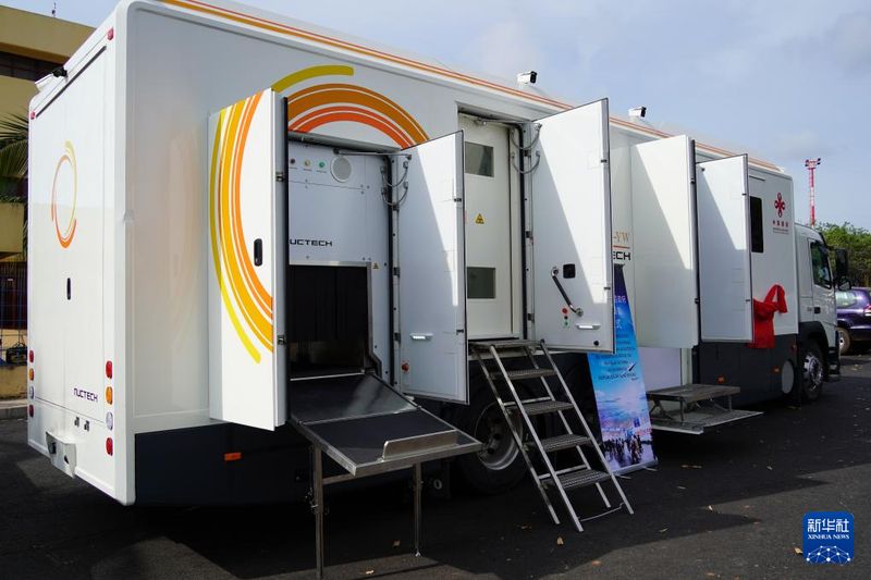 援几内亚比绍机场安检设备项目举行交接仪式1.jpg 援几内亚比绍机场安检设备项目举行交接仪式1.jpg