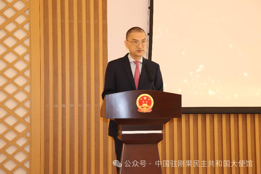 中国向刚果（金）中刚友谊医院捐赠医疗物资2.png